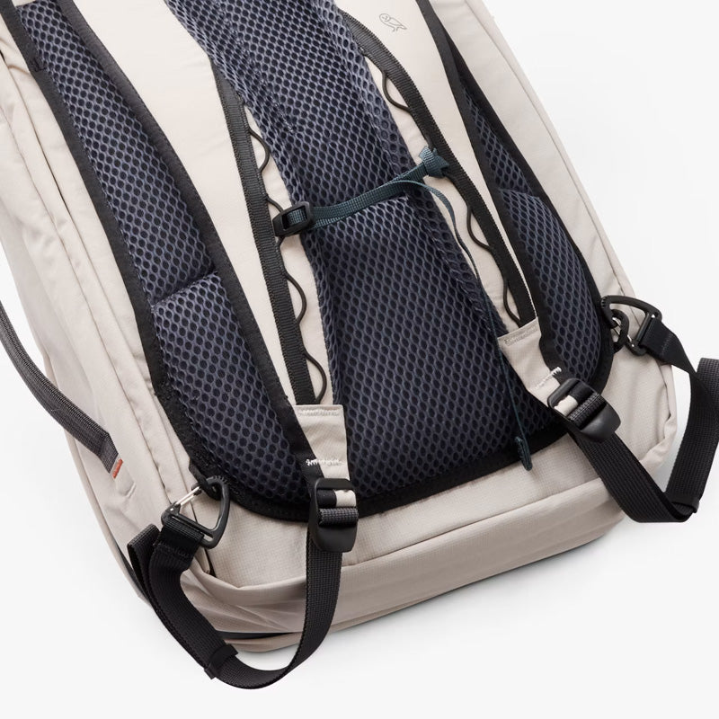 Mochila Lite Travel 30L Ash Grey