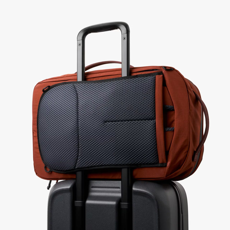 Mochila Lite Travel 30L Clay