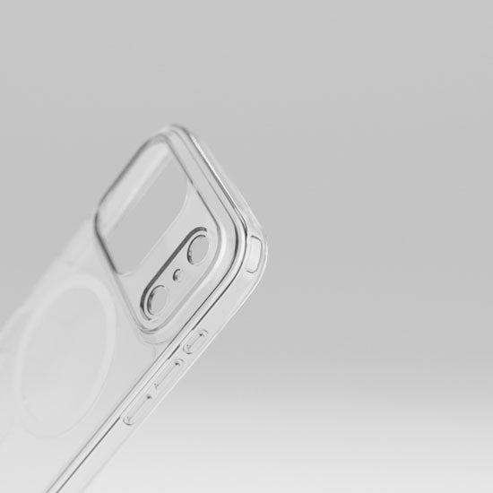 AeroMag iPhone 17 Pro Clear