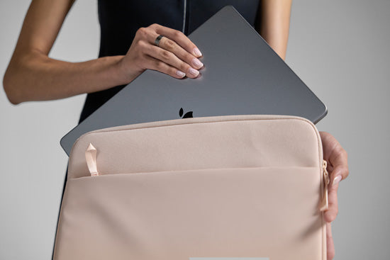 Capa A.R.C MacBook Pro 14" Peach