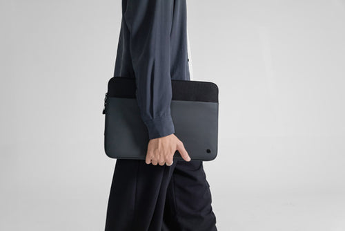 Capa A.R.C MacBook Pro 16" Preta