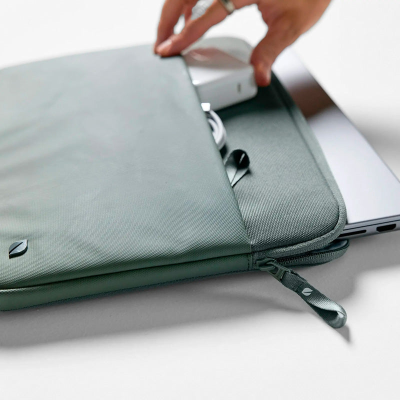 Capa A.R.C MacBook Pro 16" Smoked Ivy