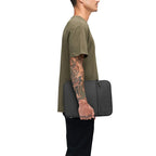 Capa Crosstown com Woolenex para computadores de 14" Preto