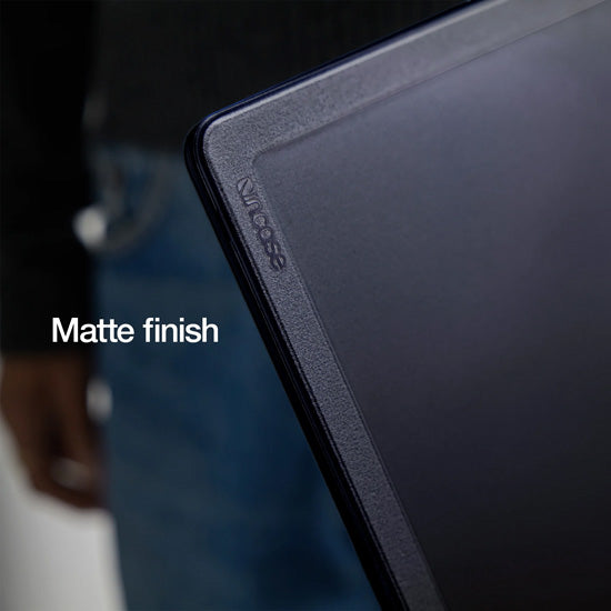 Hard Shell Edge MacBook NEO Preto