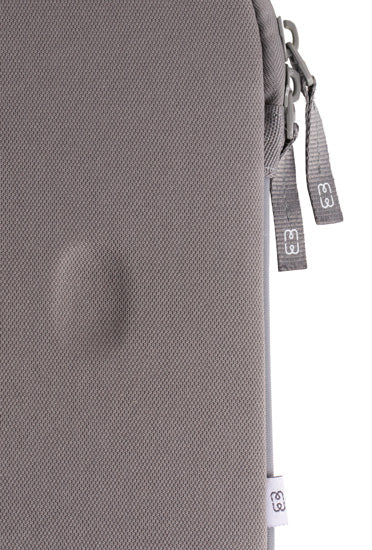 Capa MacBook Pro/Air 13 Basics ²Life Cinza/Branco