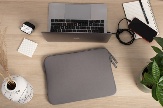 Capa MacBook Pro/Air 13 Basics ²Life Cinza/Branco