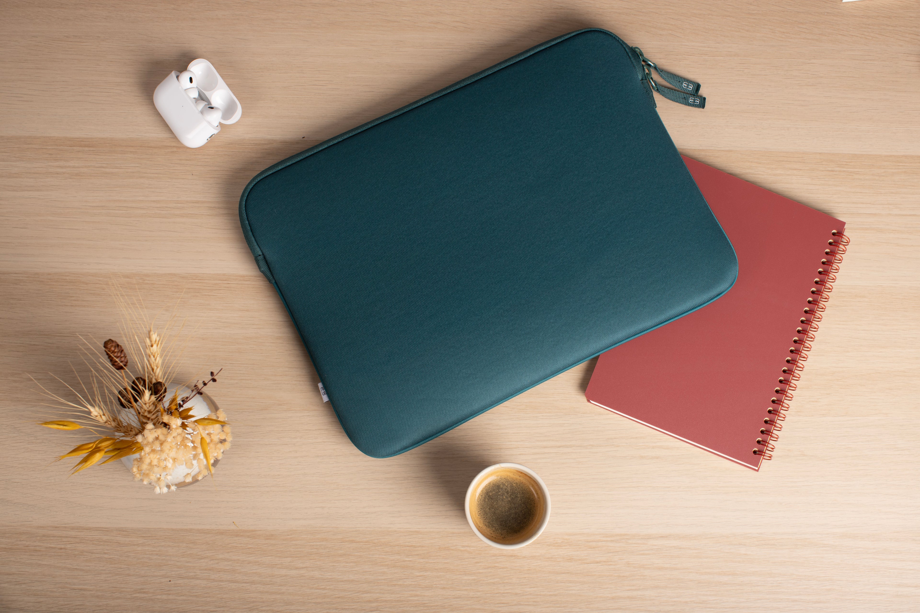 Capa MacBook Air 15 Basics ²Life Verde/Branco