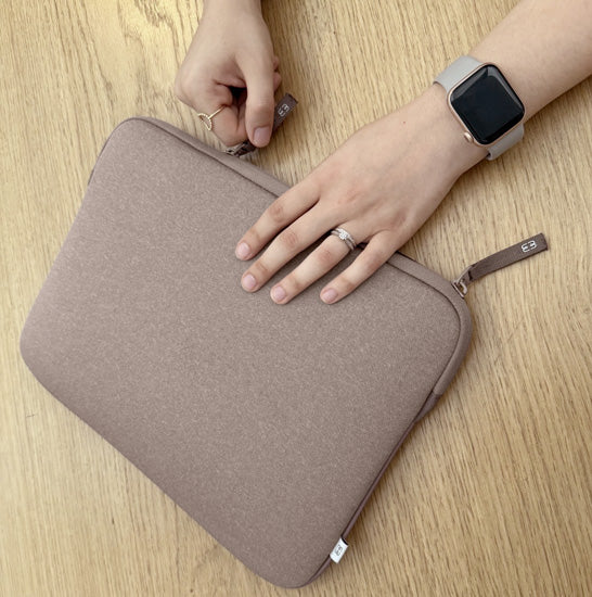 Capa MacBook Pro 14 Shade ²Life Castanho