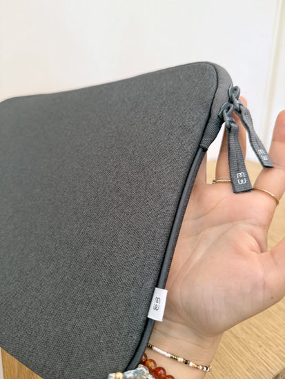 Capa MacBook Pro 16 Shade² Life Antracite