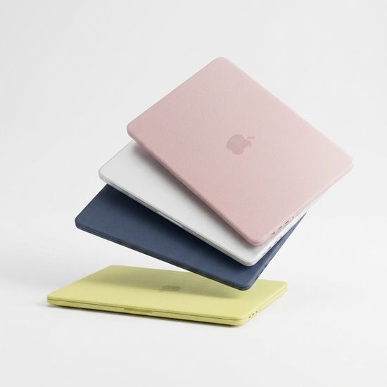Capa MacBook Neo Sandy Color Transparente