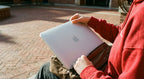 Capa DotSkin para MacBook Pro 16 (M1/M2/M3/M4/M5) Transparente