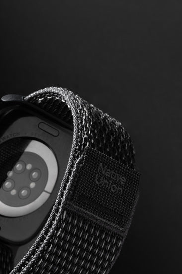 Bracelete Active Sport Loop para Apple Watch 44/45/46/49 mm Preta