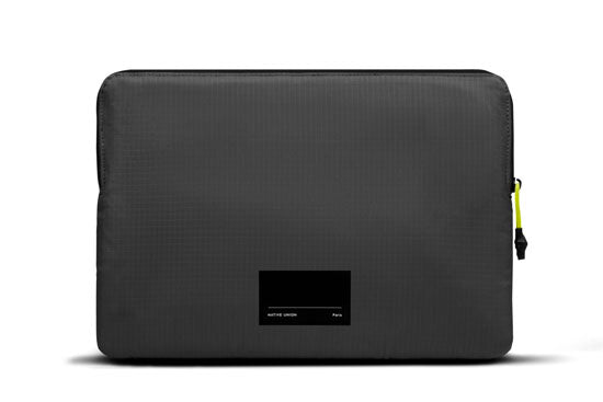 Ultralight Sleeve Black MacBook Pro 14"