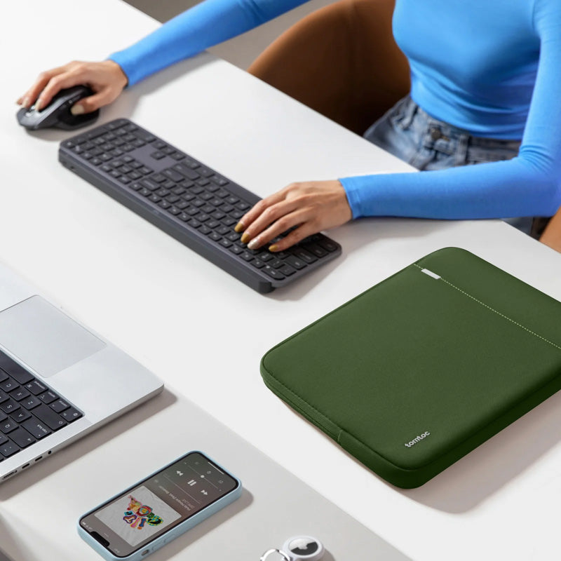 Capa Defender-A13 para MacBook Pro 16" Verde