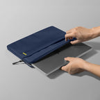 Capa Light-A18 para MacBook Air e Pro 13" (M5/M4/M3) Azul Marinho