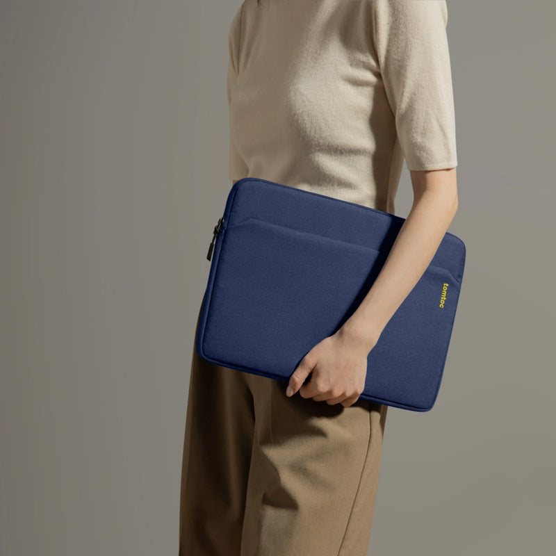 Capa Light-A18 para MacBook Air e Pro 13" (M5/M4/M3) Azul Marinho