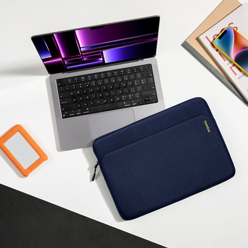 Capa Light-A18 para MacBook Air e Pro 13" (M5/M4/M3) Azul Marinho