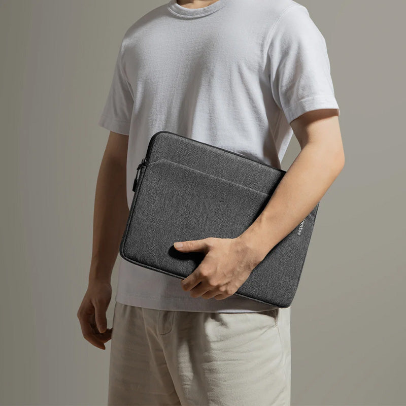 Capa Light-A18 para MacBook Air e Pro 13" (M5/M4/M3) Cinza Escuro