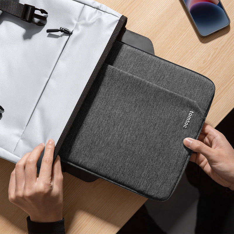 Capa Light-A18 para MacBook Air e Pro 13" (M5/M4/M3) Cinza Escuro