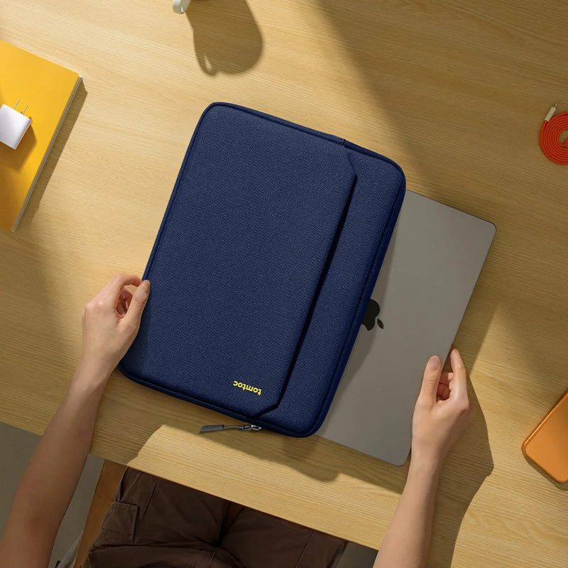 Capa Light-A18 para MacBook Neo de 13"
