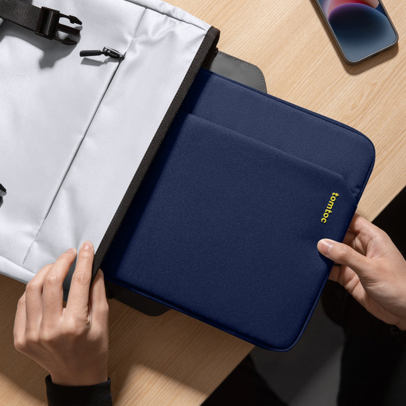Capa Light-A18 para MacBook Neo de 13"