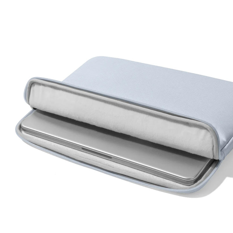 Capa Light-A18 para MacBook Neo de 13" Azul Claro