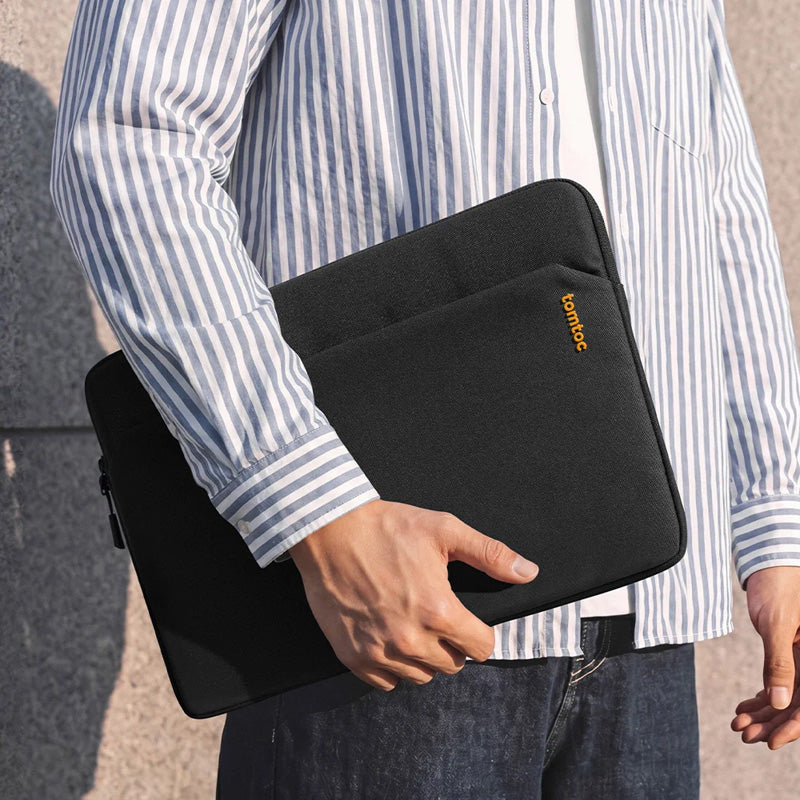 Capa Light-A18 para MacBook Neo 13" Preto