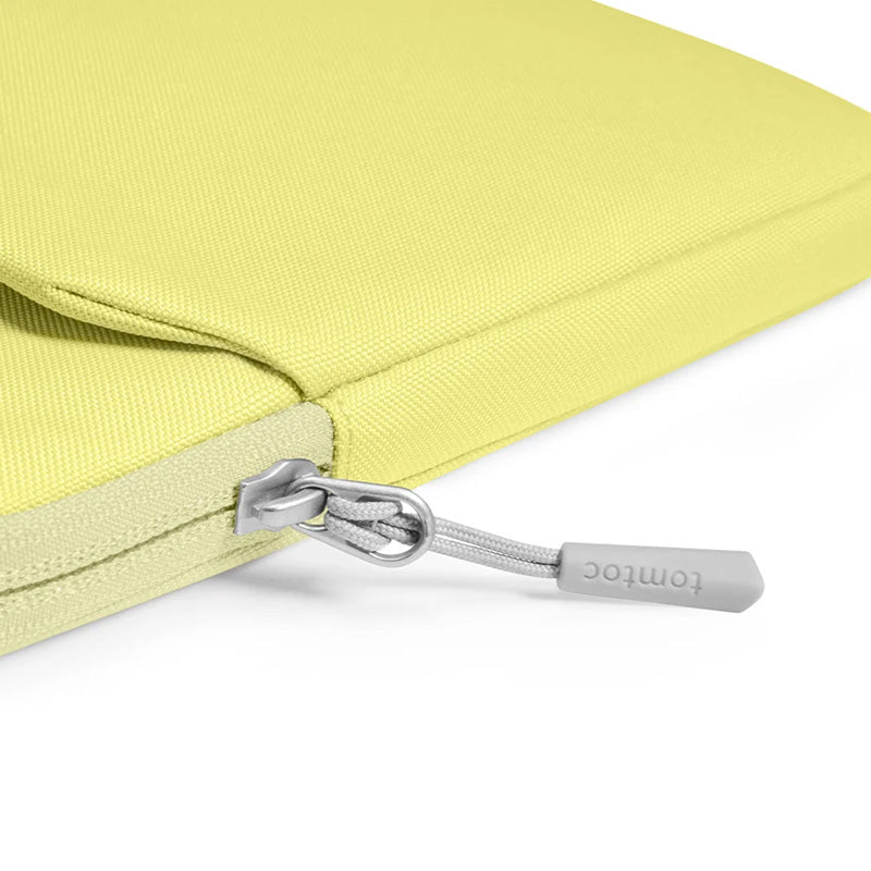 Capa Light-A18 para MacBook Neo 13" Citrus