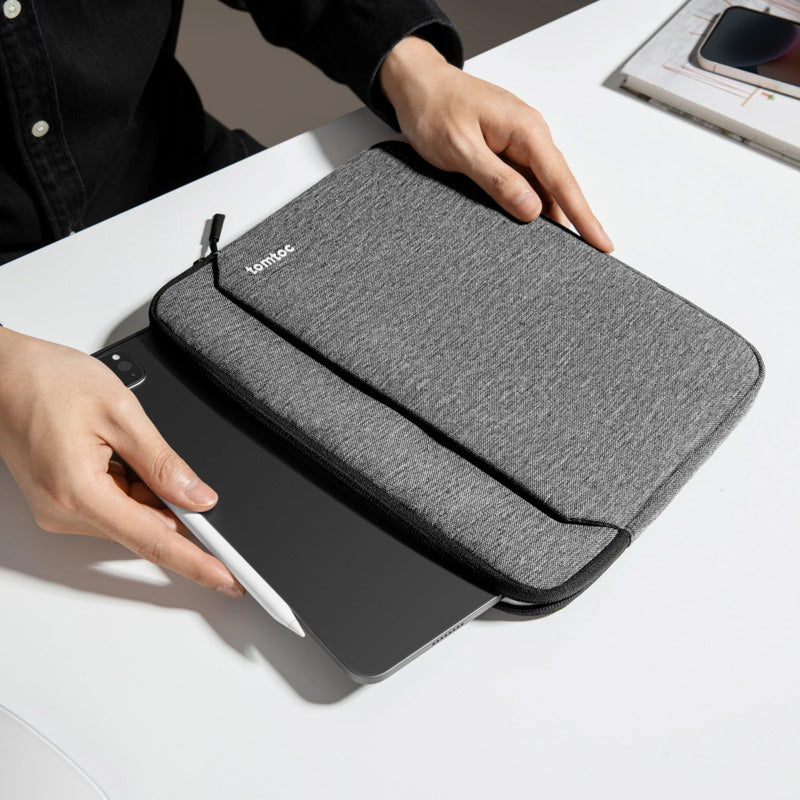 Capa Light-B18 para tablet iPad Air/Pro 11" Cinza Escuro