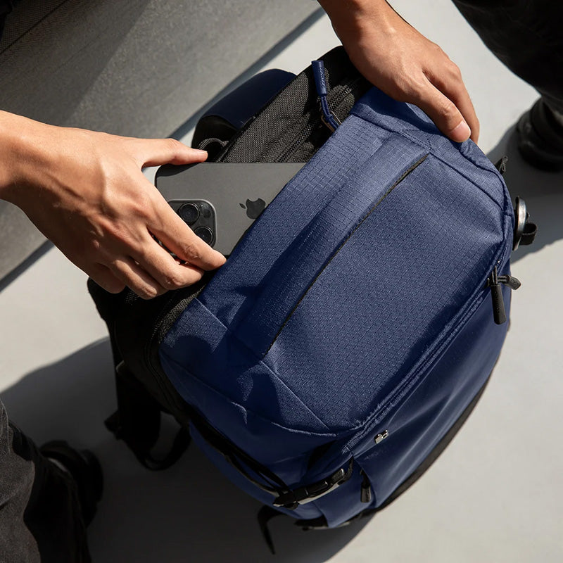Mochila de viagem Navigator-T66 Liteway 40L Dark Blue