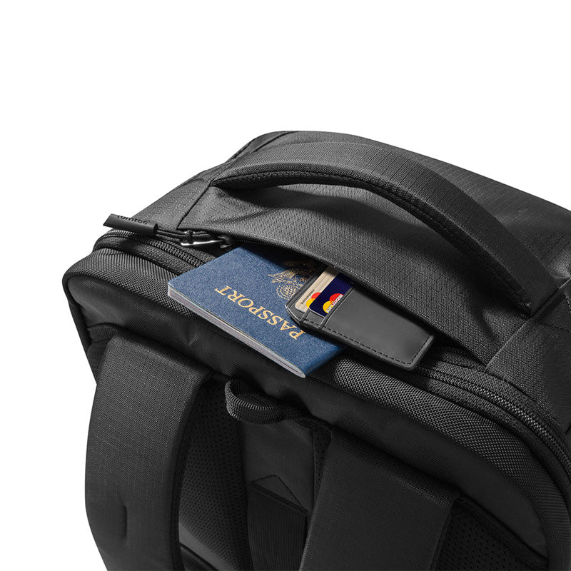 Mochila de viagem Navigator-T66 Liteway 40L Preta
