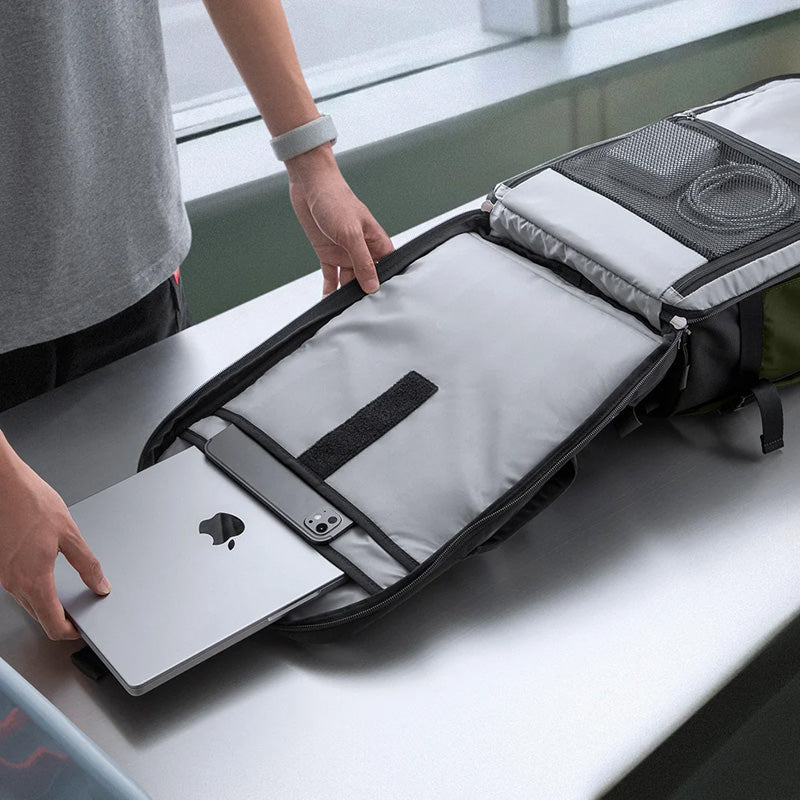 Mochila de viagem para notebook Navigator-T66 Liteway 40L Verde