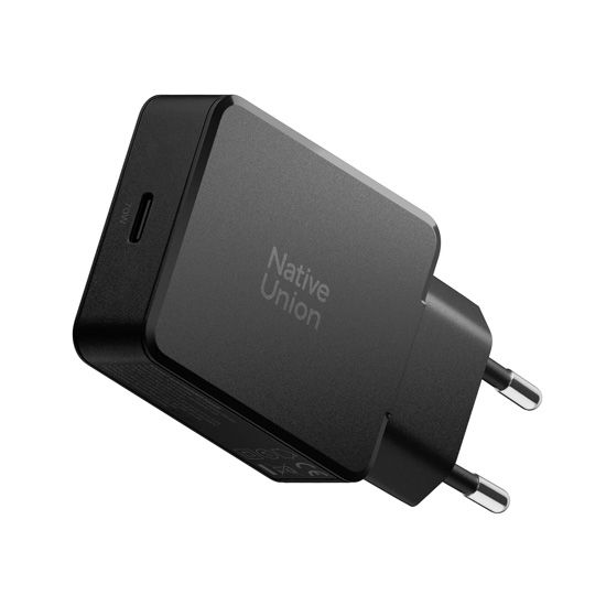 Pocket GaN 65 W USB-C Power adapter Black - Native Union